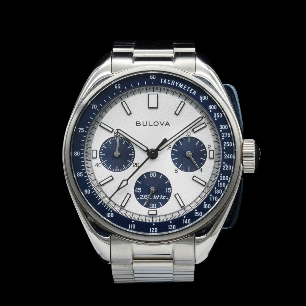 Bulova - 2023 Lunar Pilot Chronograph 'Panda' 98K112 – FiveFortyFive