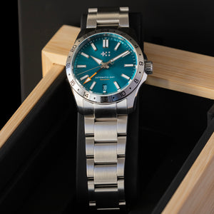 Christopher Ward 2025 C63 Sealander GMT – FiveFortyFive