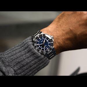 Oris Aquis GMT Date Blue – FiveFortyFive - Main Image